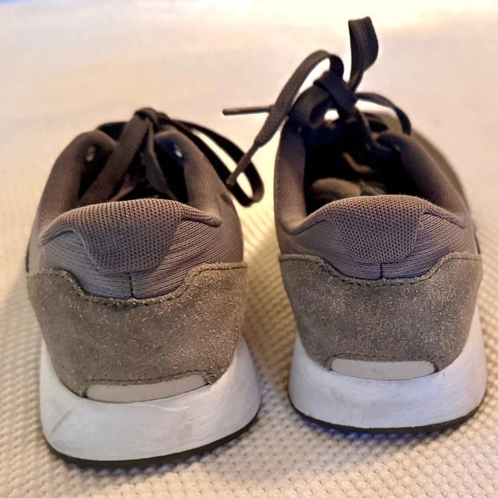 NEW BALANCE 24 Dark Grey & Silver Athletic Running Tennis Shoes Women’s Sneakers - Picture 5 of 10